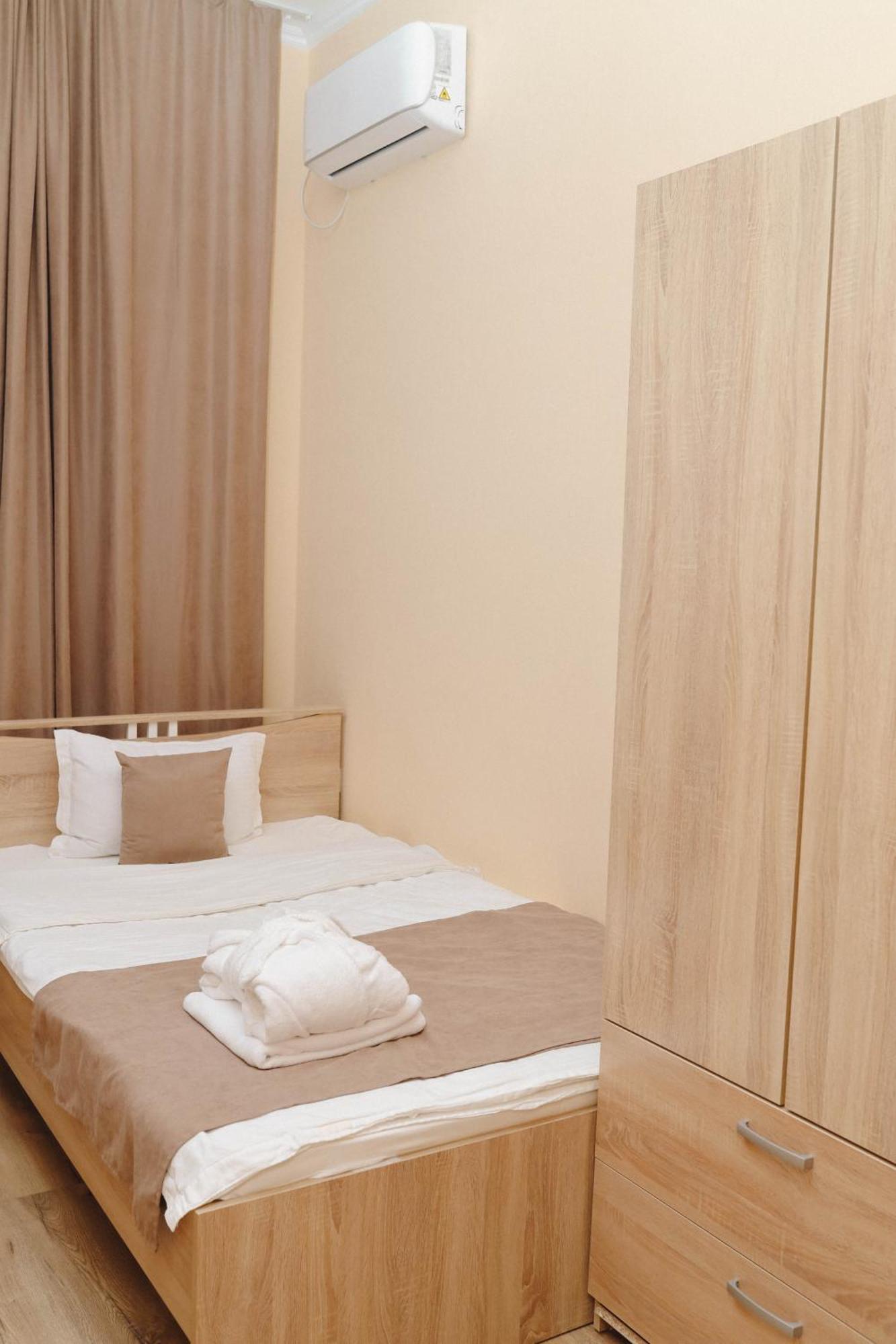 Belon Garden Hotel Astana Luaran gambar